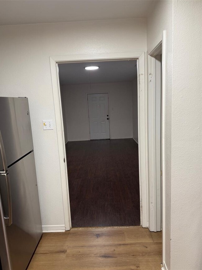 Building Photo - 8117 Willet Trail