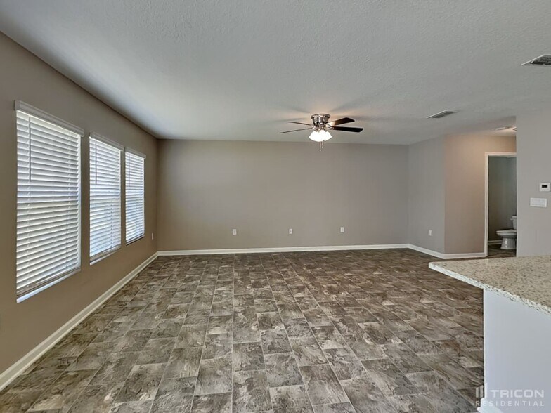 Building Photo - 11357 John Rutledge Pl