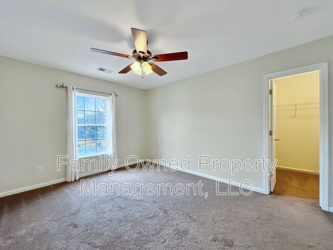 Building Photo - 320 Burton Ct