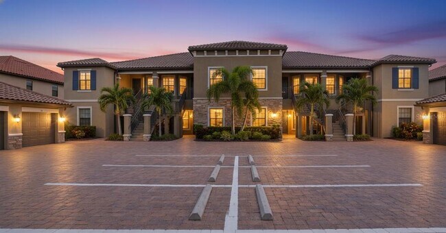 Building Photo - 12720 Sorrento Wy