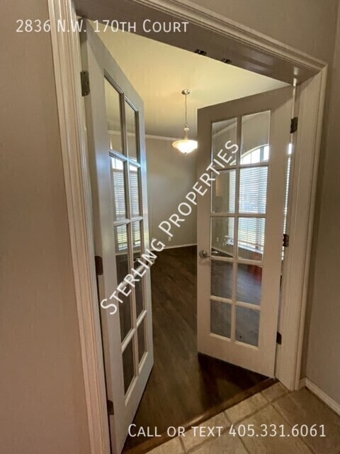 Building Photo - 2836 NW 170th Ct