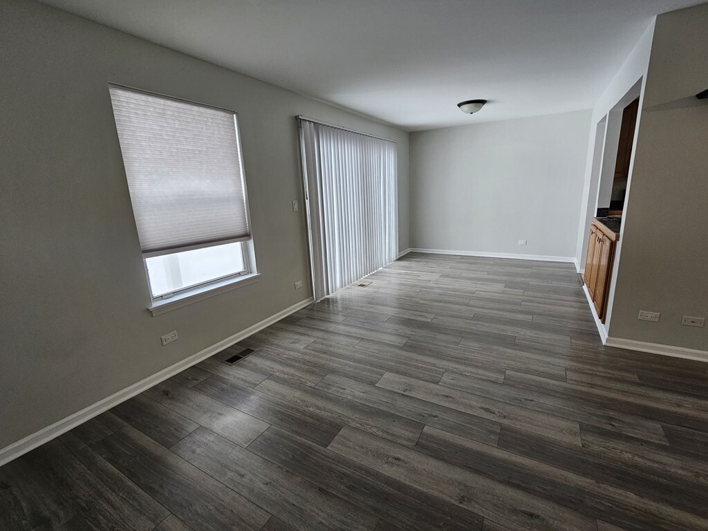 Building Photo - 1241 Bradwell Ln