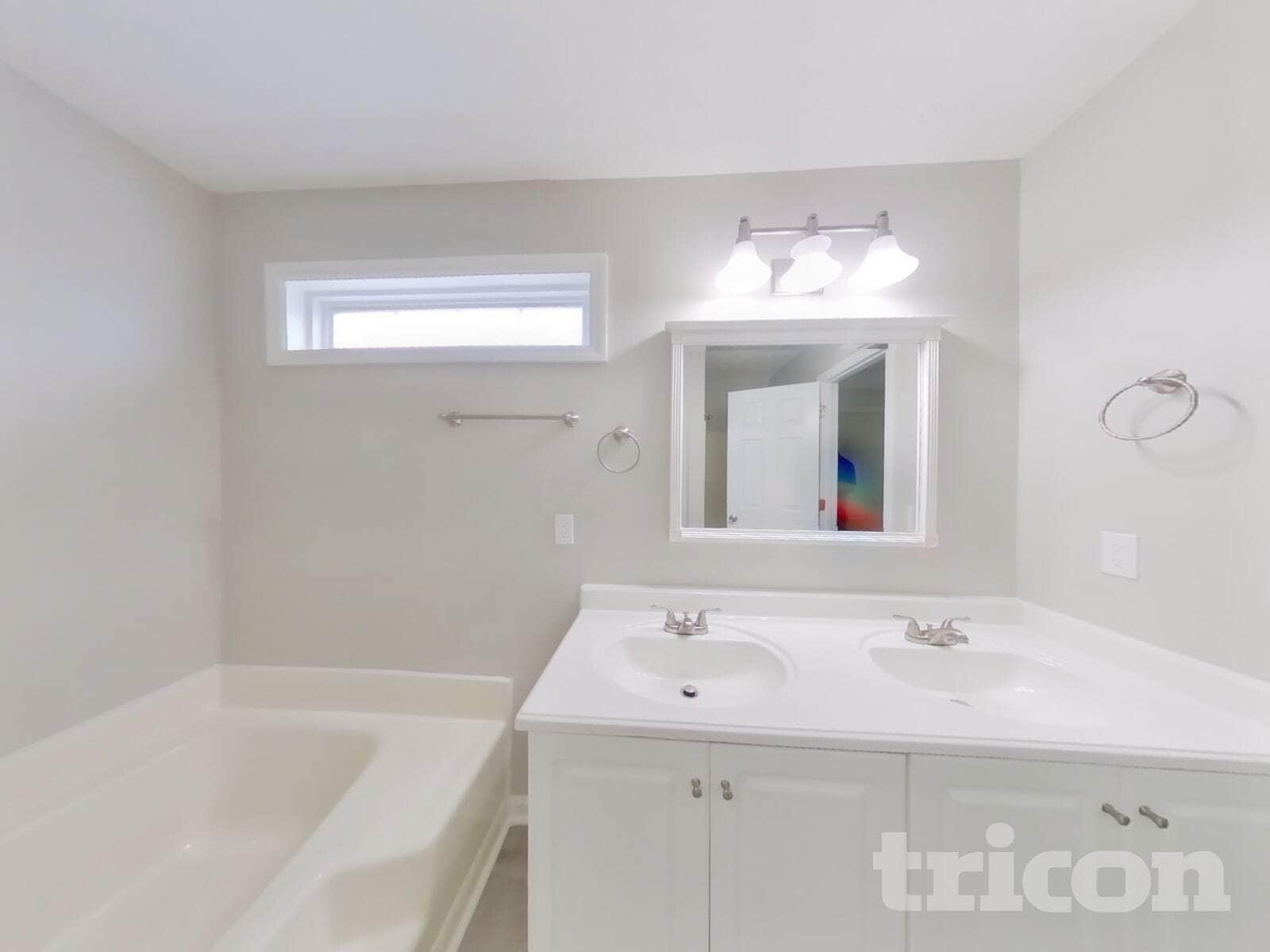 Building Photo - 800 Chaney Woods Dr