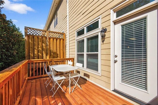 Building Photo - 10906 Gallier St