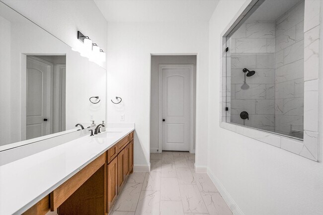Building Photo - 20710 Via Giulia Ct