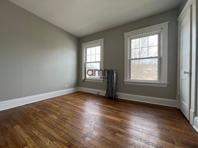 Building Photo - 1548 Alameda-Upper