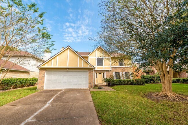 Building Photo - 3423 Hidden Creek Dr