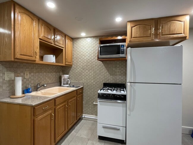 SS103 Kitchen - 6030 NY-23