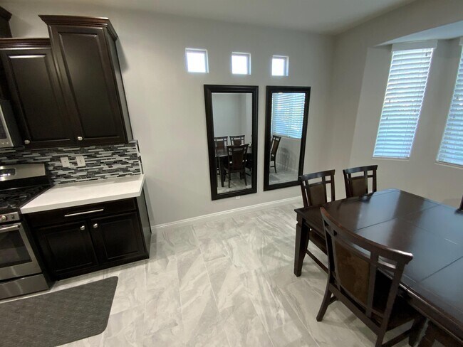 Building Photo - 799 Flowing Meadow Dr