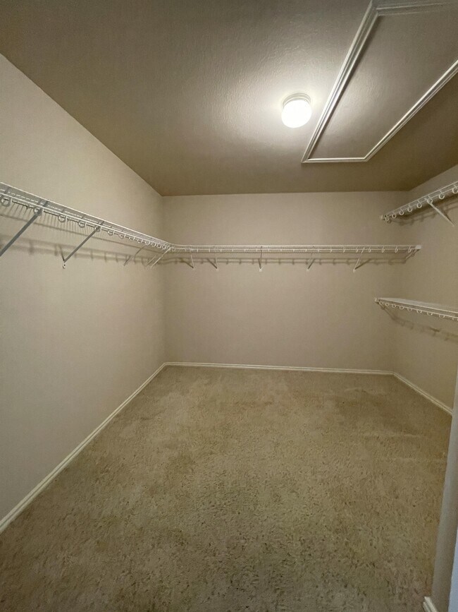 Building Photo - 4219 Whitney Green Dr