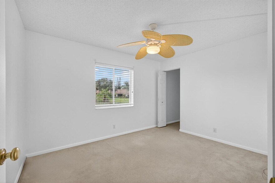 Building Photo - 4992 Sable Pine Cir