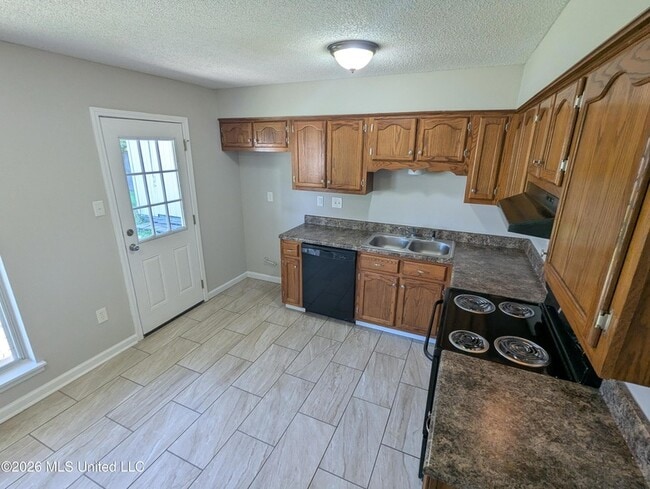 Building Photo - 10257 Palmer Dr