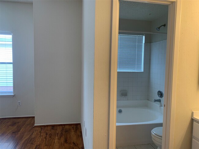 Building Photo - 2710 Grants Lake Blvd