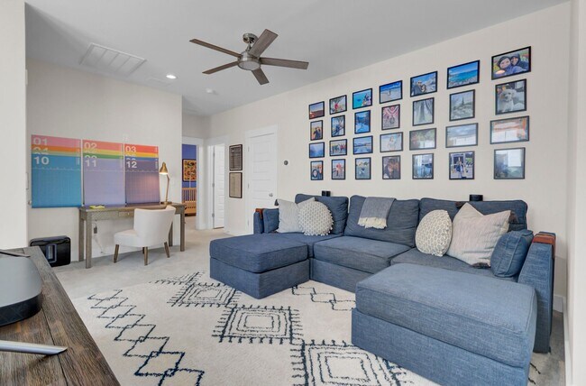 Building Photo - Impressive 4 bedroom home + office with el...