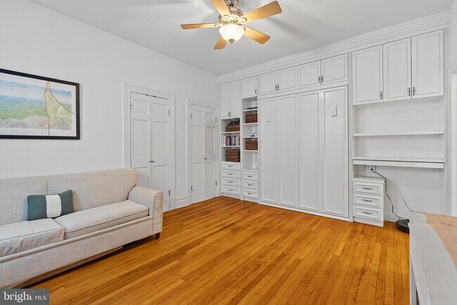 Building Photo - 1526 17th St NW