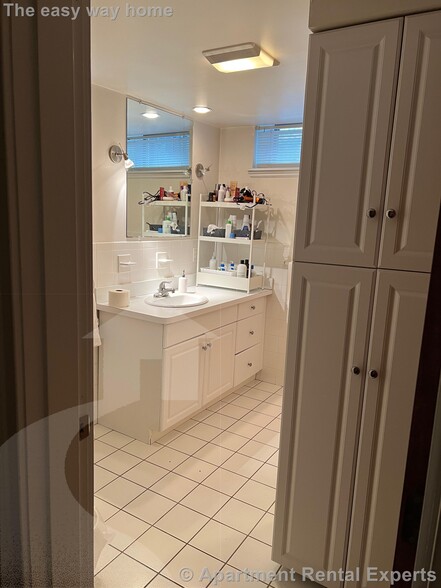 Building Photo - 20 Highland Ave