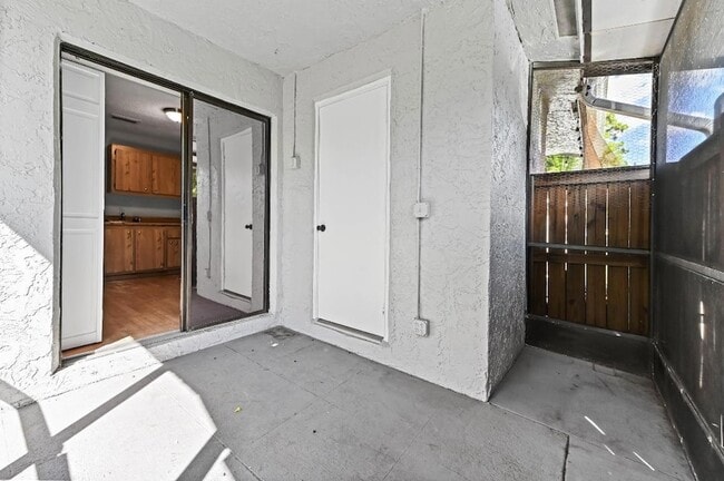 Building Photo - 81 Westecunk Dr