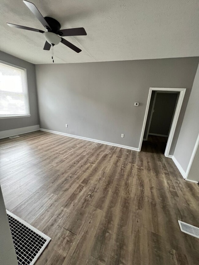 Building Photo - 1617 Ferry St