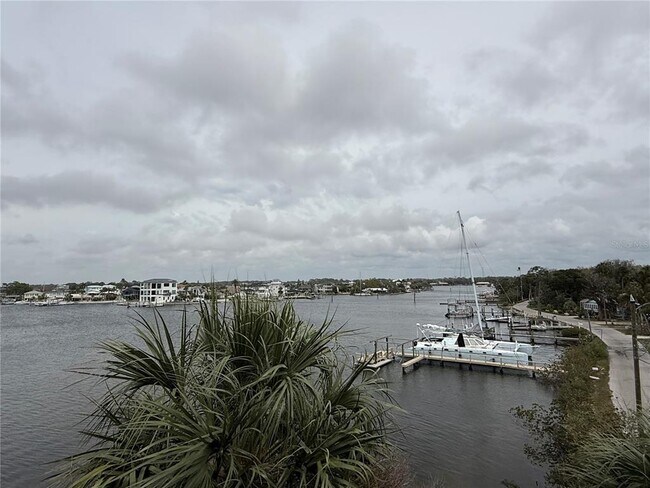 Building Photo - 4823 Ebbtide Ln