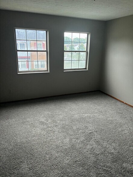 Building Photo - 2620 Sawbury Blvd