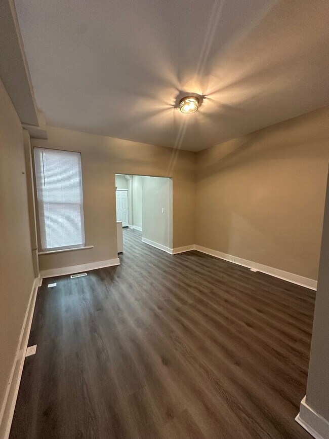 Building Photo - 2744 Mosher St