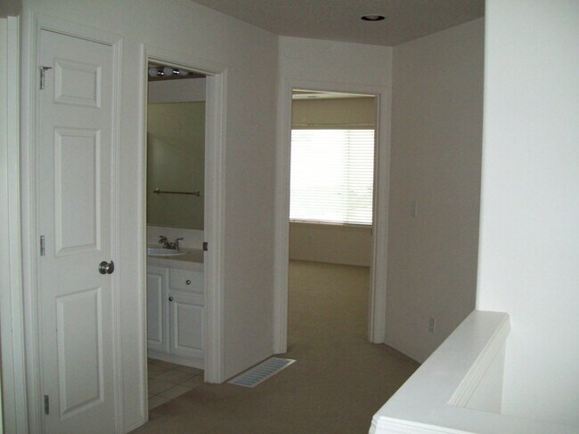 Building Photo - 797 NE 64th Pl