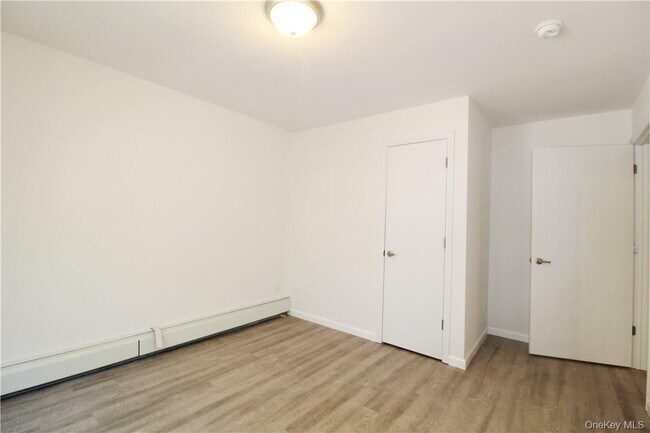 Building Photo - 1355 Plimpton Ave