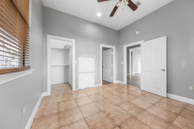 Building Photo - 394 Rd 5102