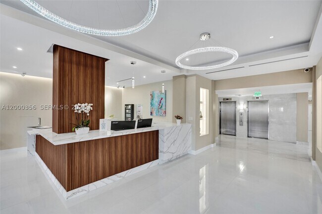 Building Photo - 2401 S Ocean Dr