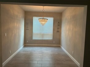 Building Photo - 326 Summer Landing Ct