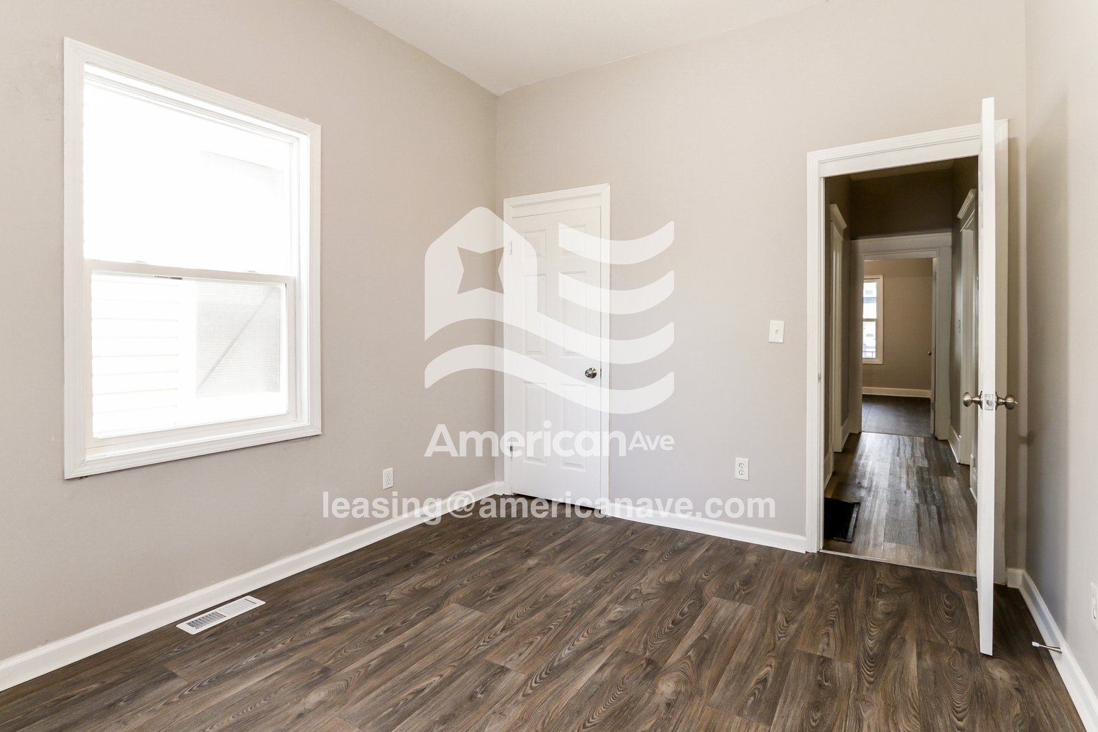 Building Photo - 624 S 38th St