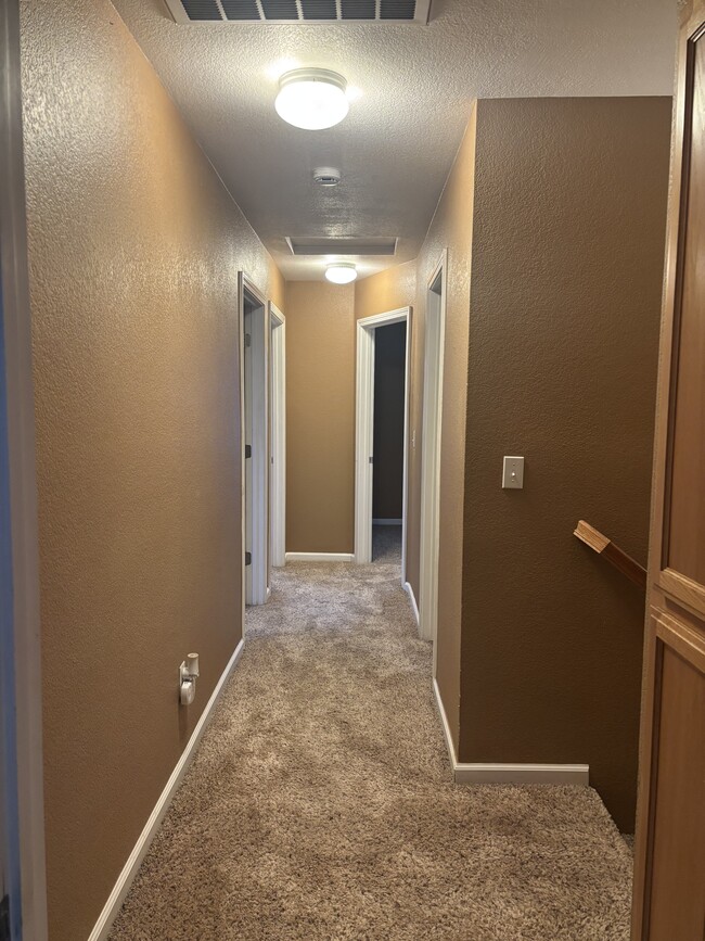 Building Photo - 2520 Arcadia Ct