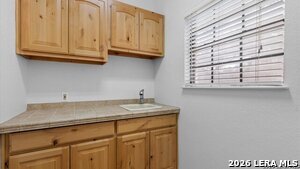 Building Photo - 10808 Dedeke Dr