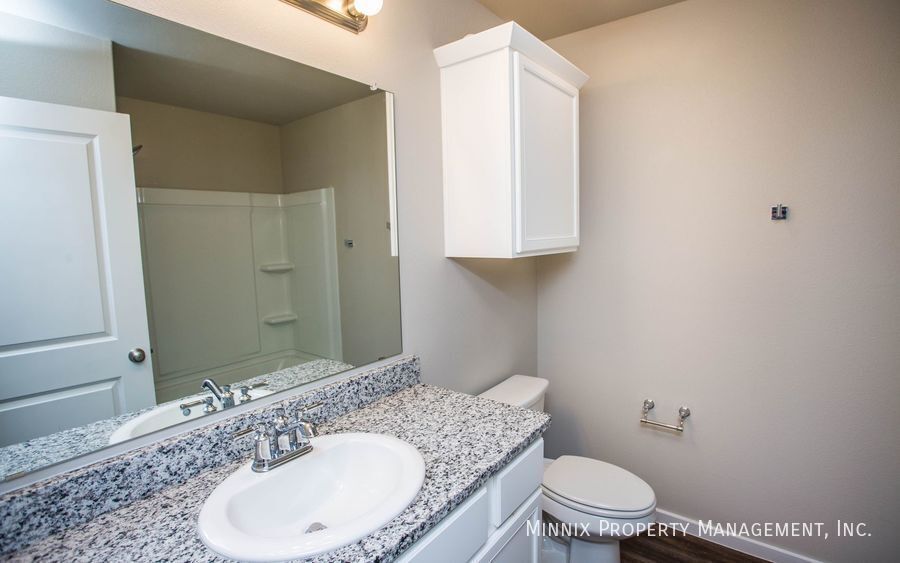 Building Photo - 2103 Kirksey Ave