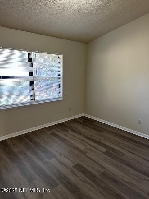 Building Photo - 1693 Dogwood Cir