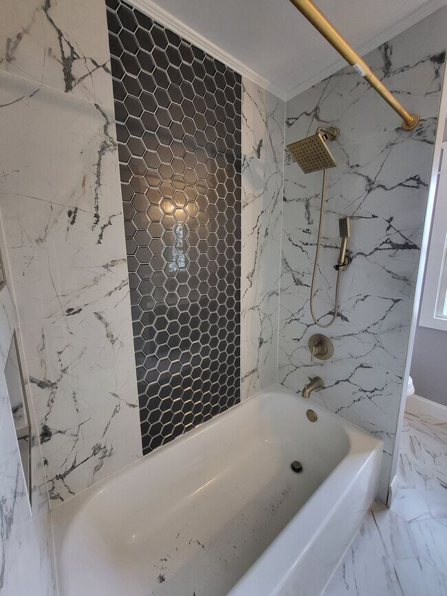 Building Photo - 3 Bedroom Townhome in Lititz