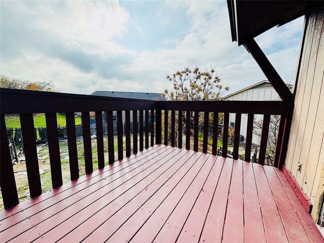 Building Photo - 10309 Brownie Dr