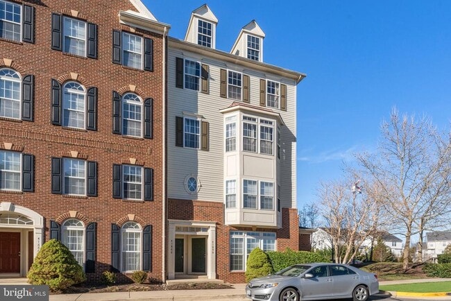 Building Photo - 41888 Inspiration Terrace