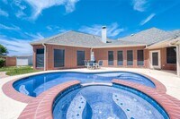 Building Photo - 5806 Sage River Ct