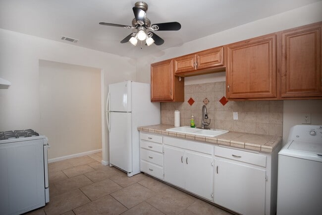 Building Photo - Beautiful Single Story Family Home Centrally Located Minutes From Downtown San Diego