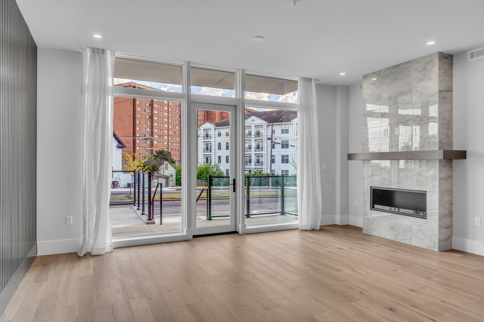 Building Photo - 321 31st Ave N