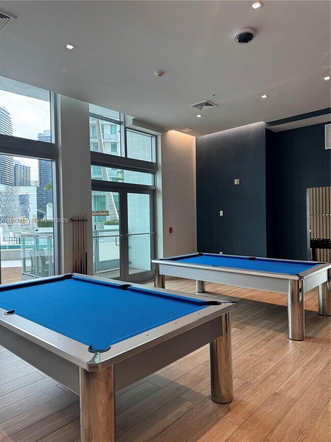 Building Photo - 90 SW 3rd St