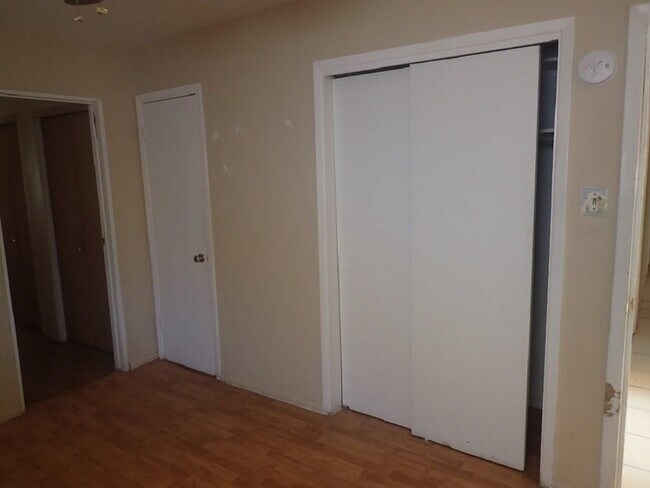 Building Photo - COMPETITIVELY PRICED NORTHEAST HOME