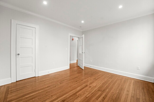 Building Photo - 311 Hamilton Ave