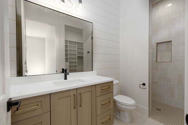 Building Photo - Gorgeous Custom Single Story with RV Garage