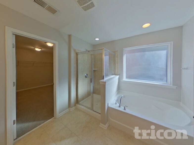 Building Photo - 111 Rougemont Ln