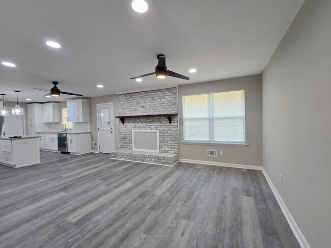 Building Photo - 2327 Tobacco Rd