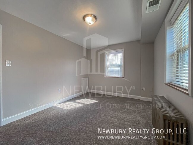 Building Photo - 104 W Steuben St