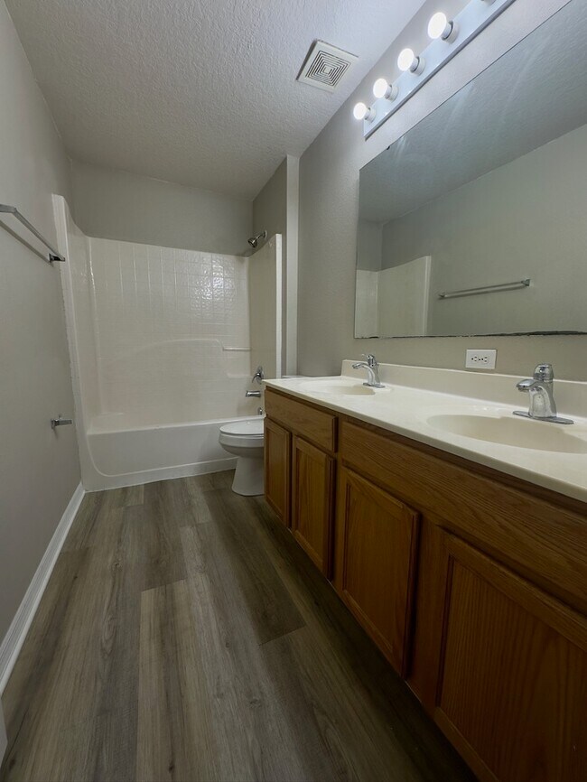 Building Photo - Two-Story Corner Lot!