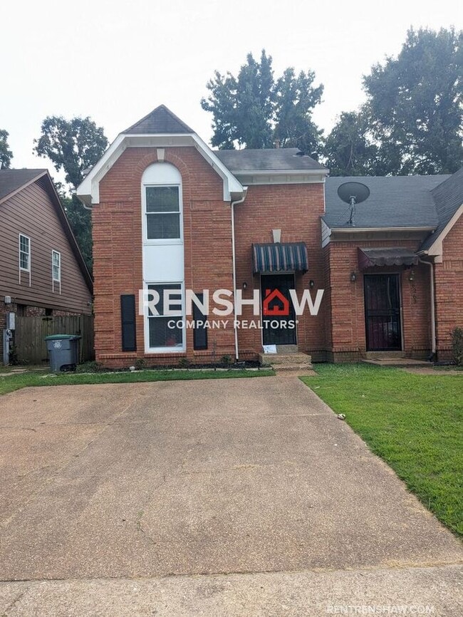 Hickory Ridge 2 Bed / 2.5 Bath Duplex 6265 Kirby Downs Dr